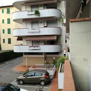 https://isabella-suite.it-tuscanyhotel.com